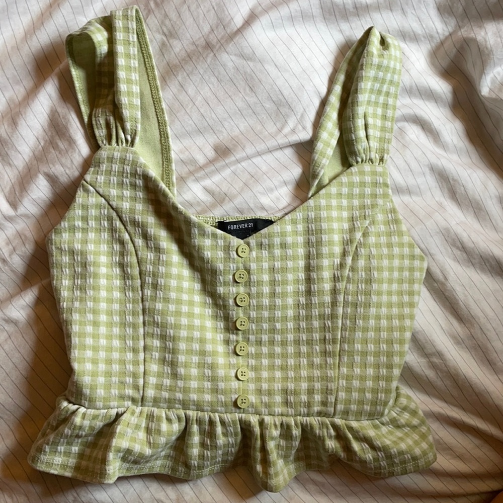 Gingham Button up: NWOT
